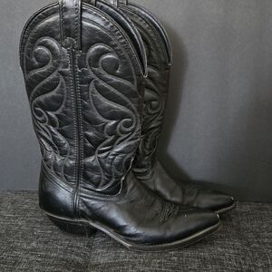 Elegant Black Western Ankle Boots